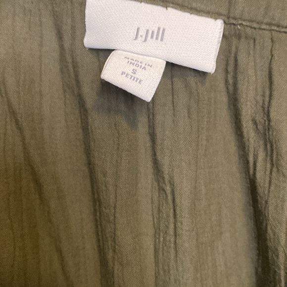 J Jill olive green boho looking top - Picture 4 of 7